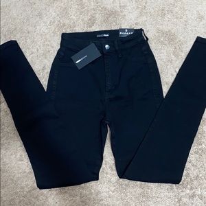 fashion nova high waisted black skinny jeans